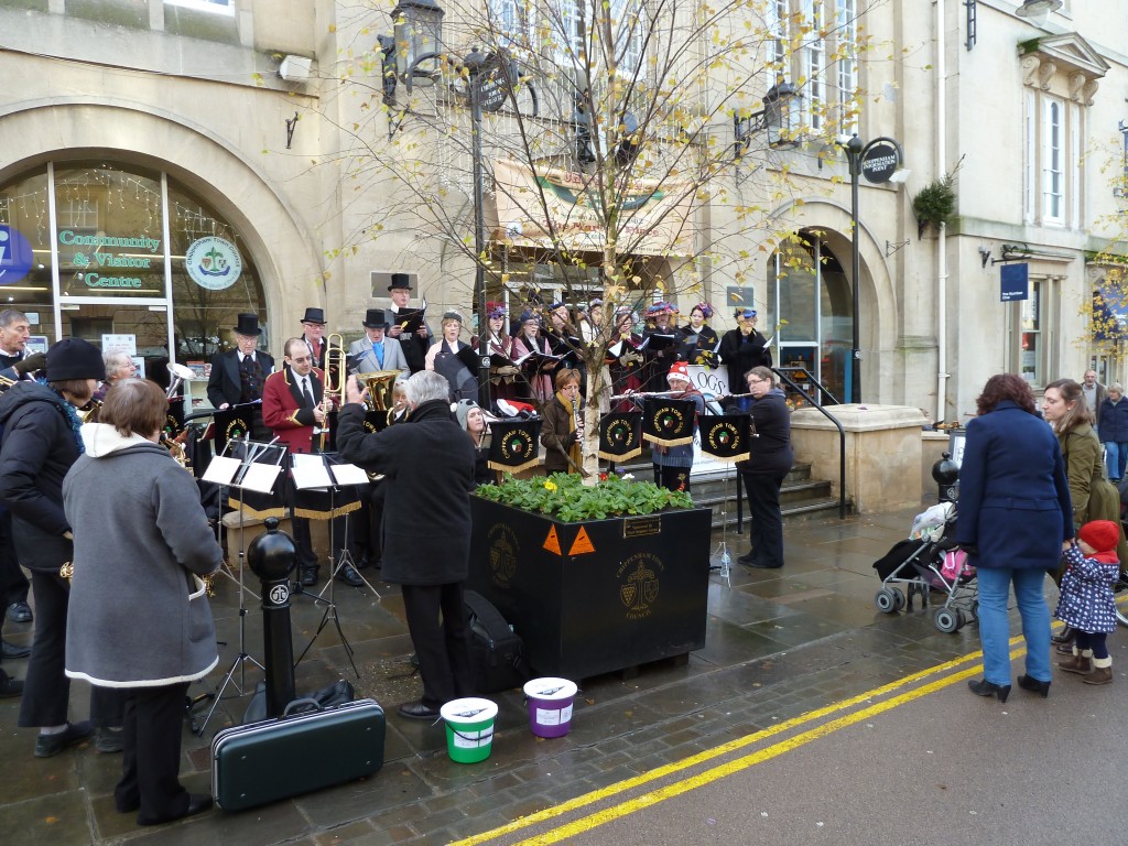 Carols (and singers!), Chippenham High Street, Dec 2012